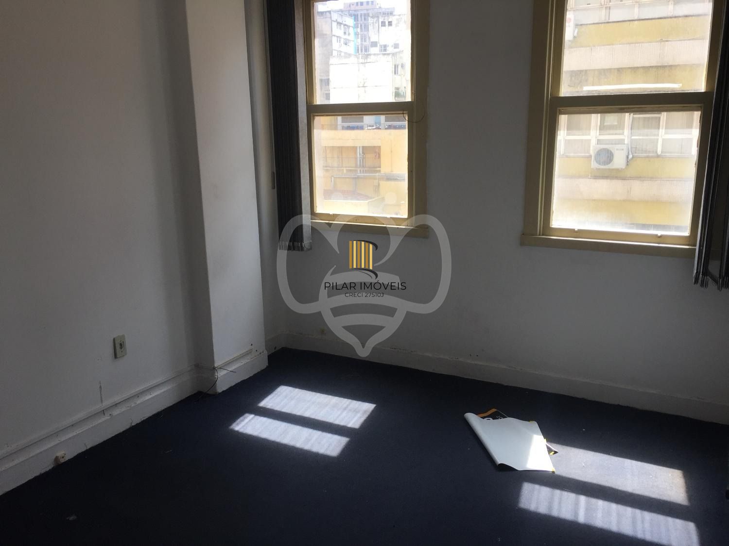Conjunto/Sala para Venda - 16m², 0 dormitórios, Centro Histórico