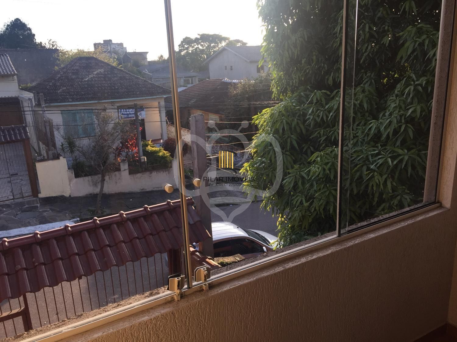 Casa para Venda - 265m², 4 dormitórios, 5 vagas - 