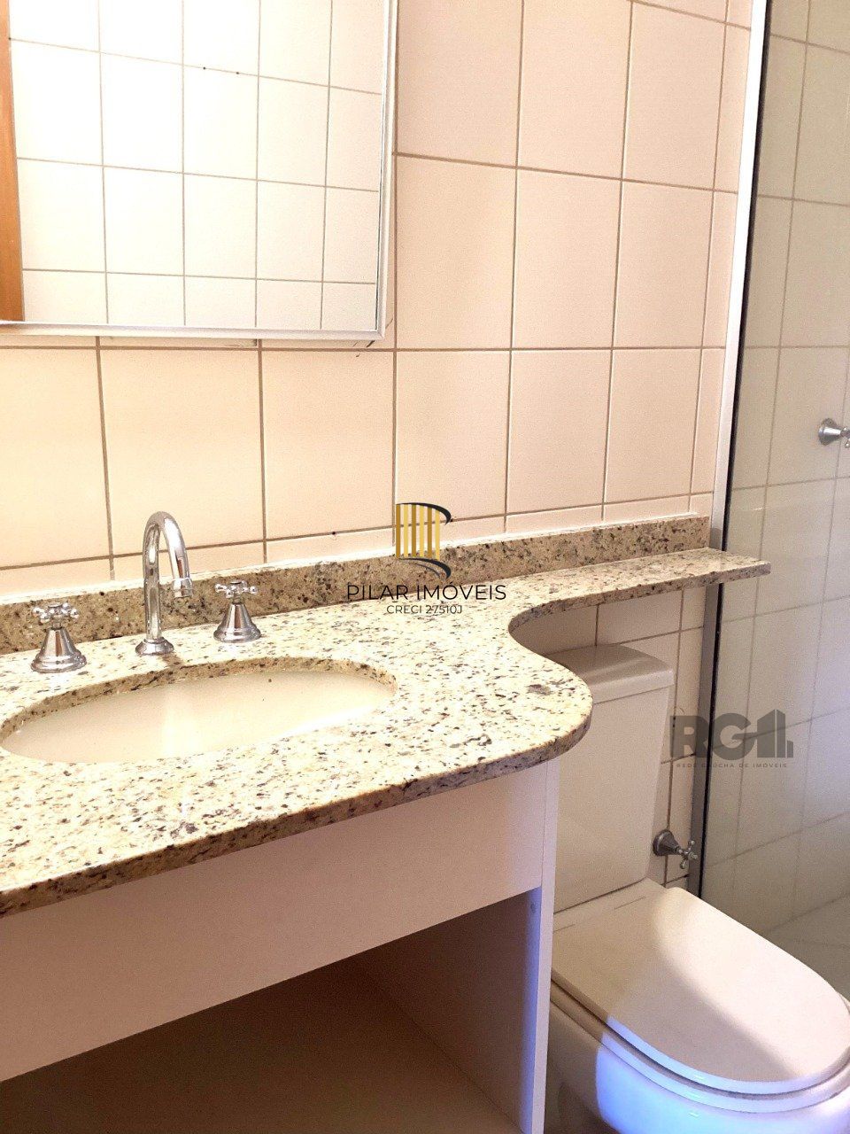 Apartamento 3 dormitórios, sendo 1 suíte, no bairro Cristal, Porto Alegre-RS.