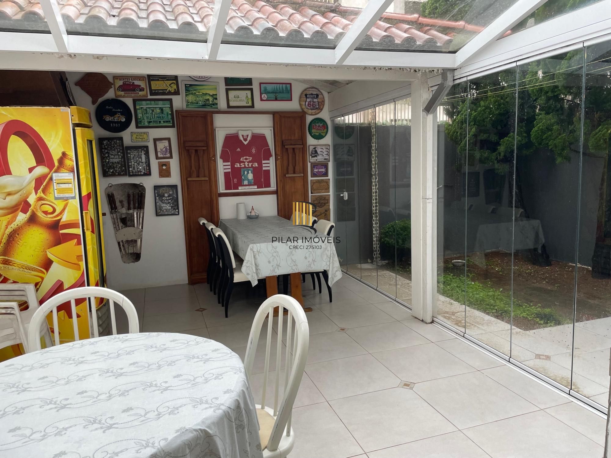 Casa 4 dormitórios no bairro Centro