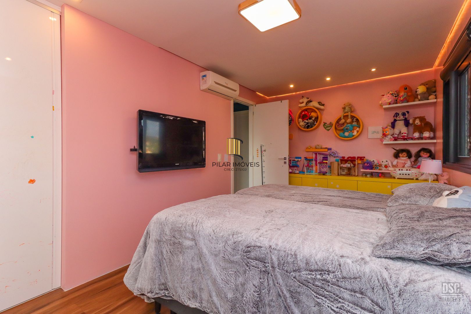 Apartamento 3 Dormitórios no Bairro Tristeza - Infra Lazer com Piscina Térmica