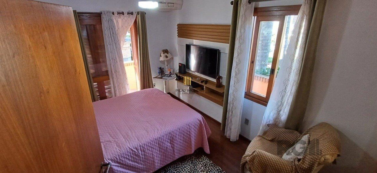 Casa de Condomínio 3 dormitórios no bairro Tristeza