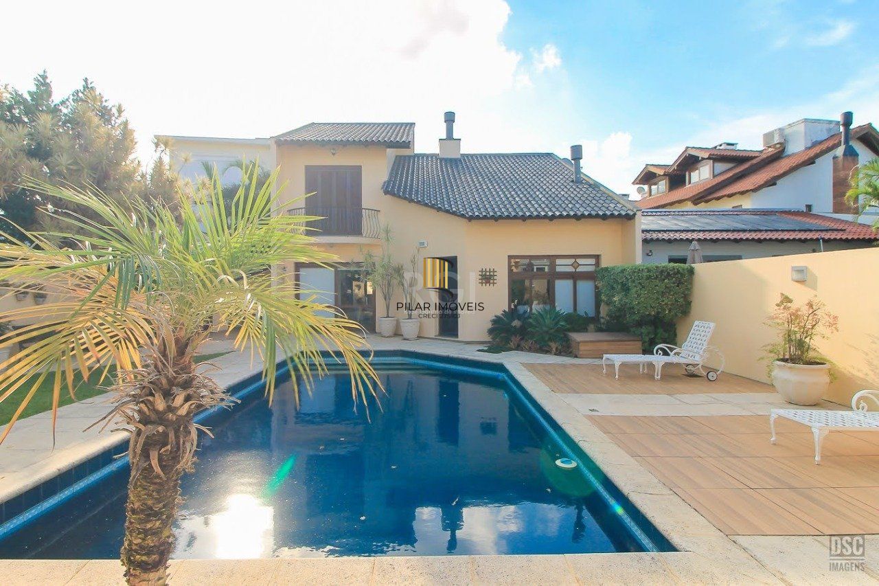 Casa 4 Dormitório(s) Bairro Ipanema