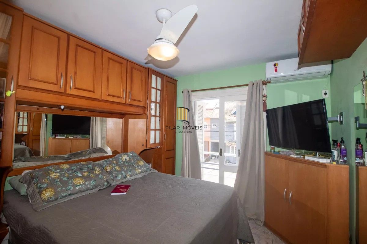 Casa de Condomínio 2 dormitórios no bairro Guarujá