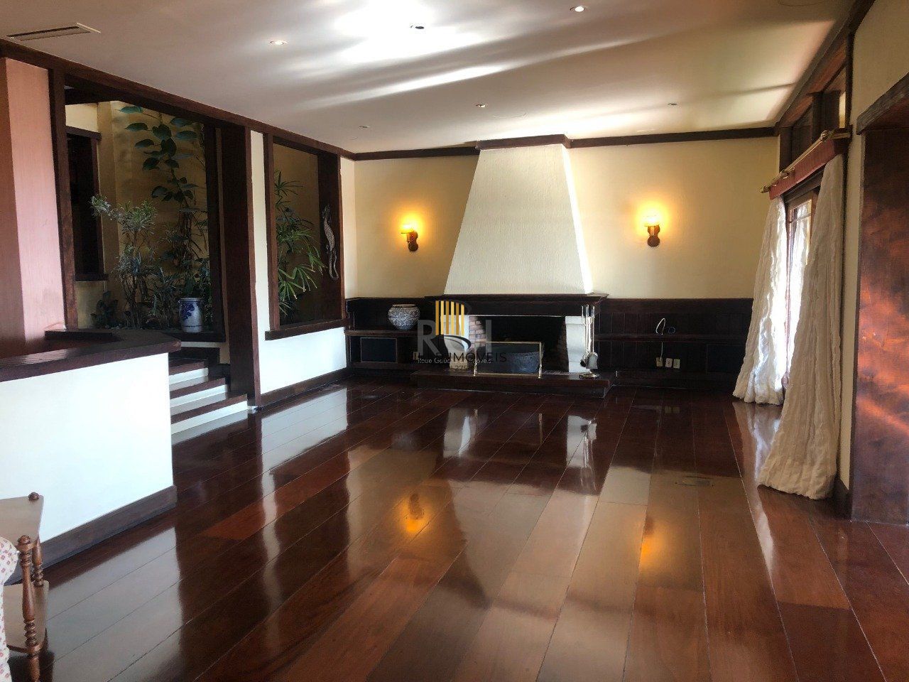 Casa Condominio para Venda - 420m², 3 dormitórios, sendo 3 suites, 2 vagas - Santa Tereza