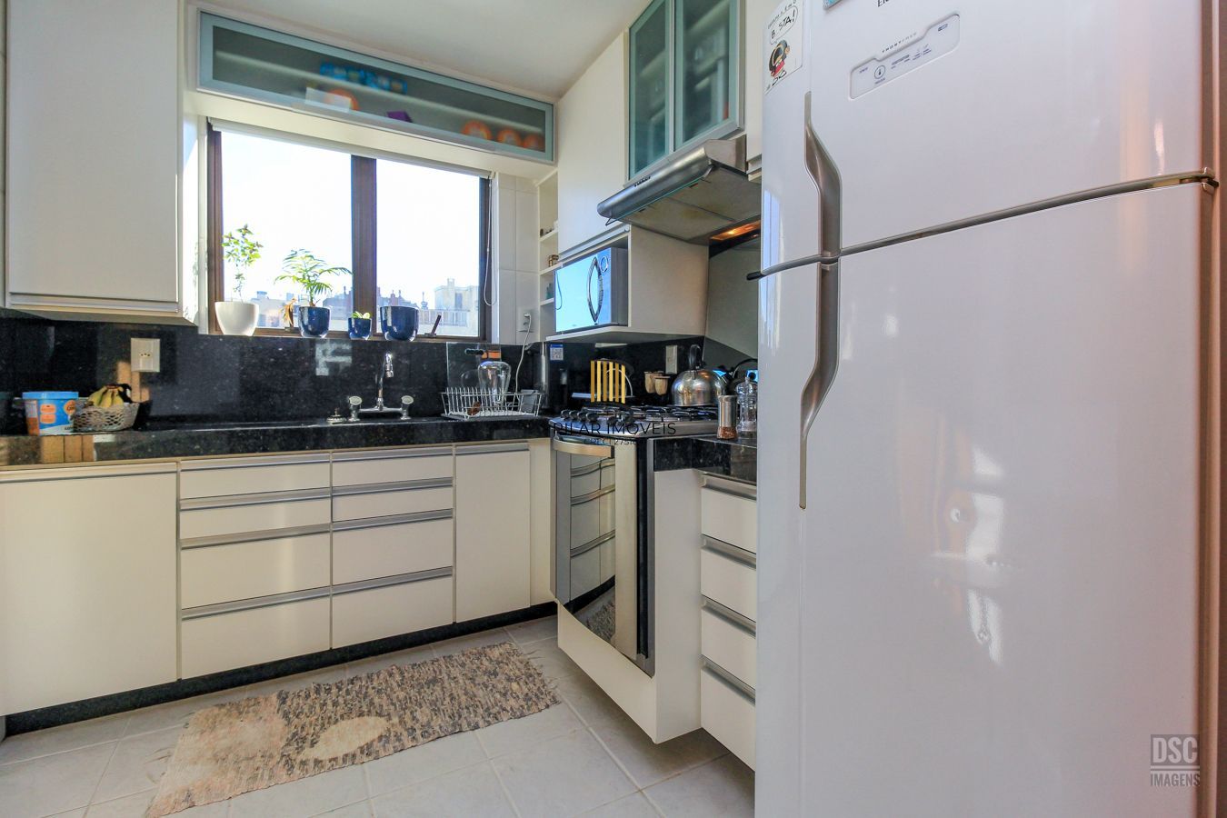 Apartamento , 3 dormitórios com suíte, 2 vagas de garagem, bairro Bela Vista