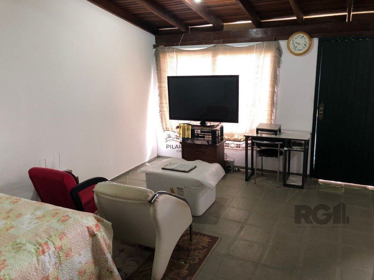 Casa 5 dormitórios no bairro Ipanema