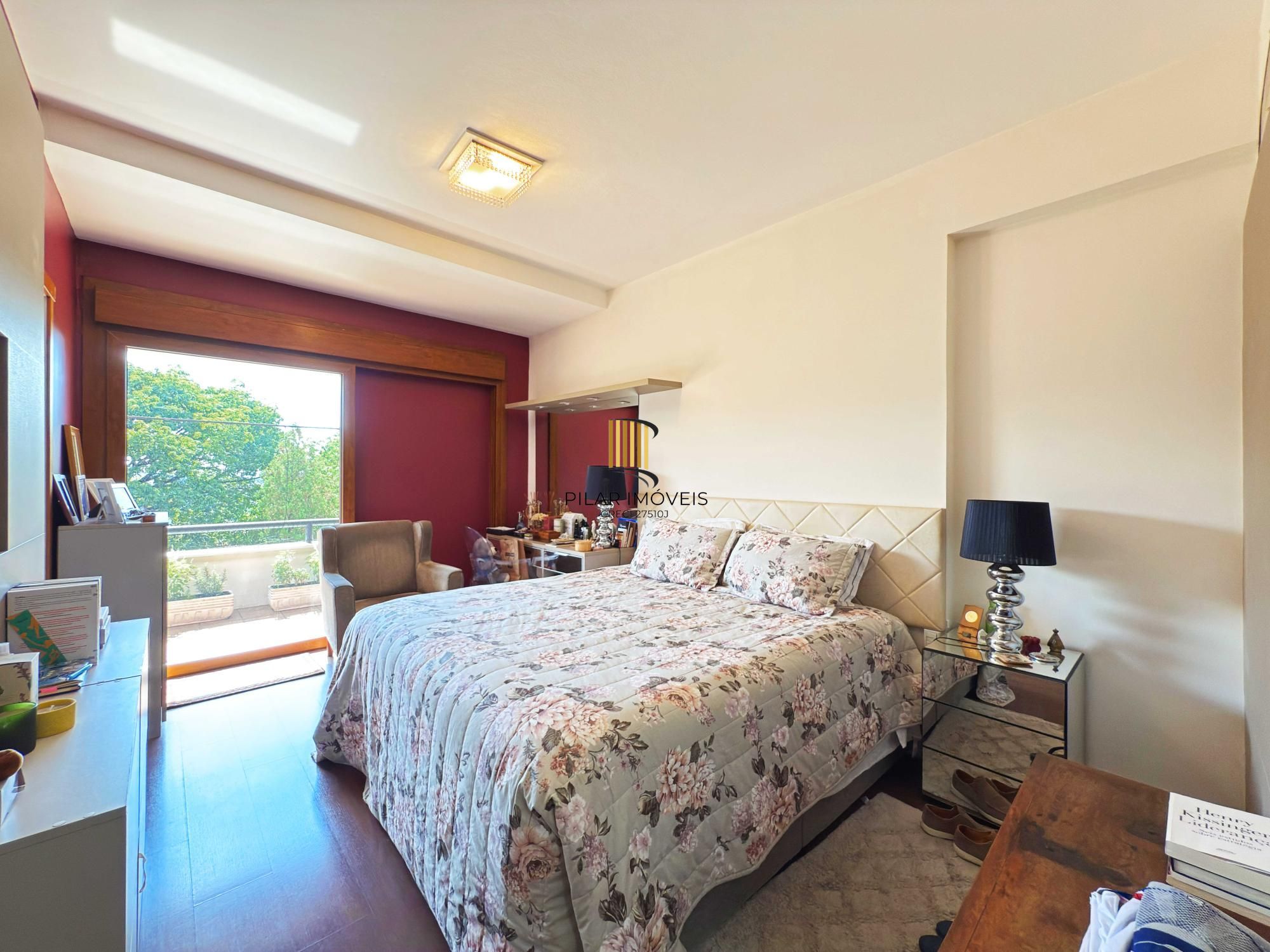 Apartamento 3 dormitórios no bairro Petrópolis