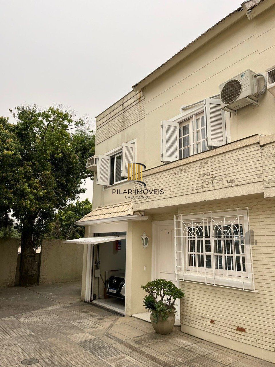 Casa de Condomínio 3 dormitórios no bairro Ipanema