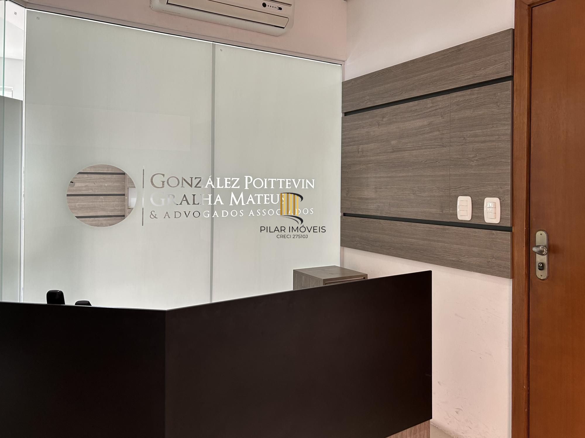 Sala Comercial no Menido Deus