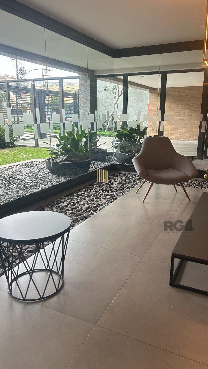 Apartamento 2 dormitórios no bairro Farroupilha