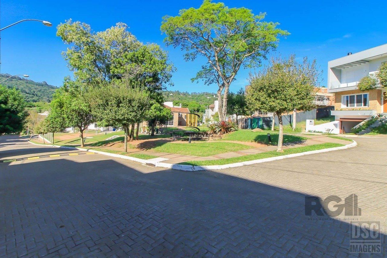 Casa de Condomínio 3 dormitórios no bairro Vila Nova