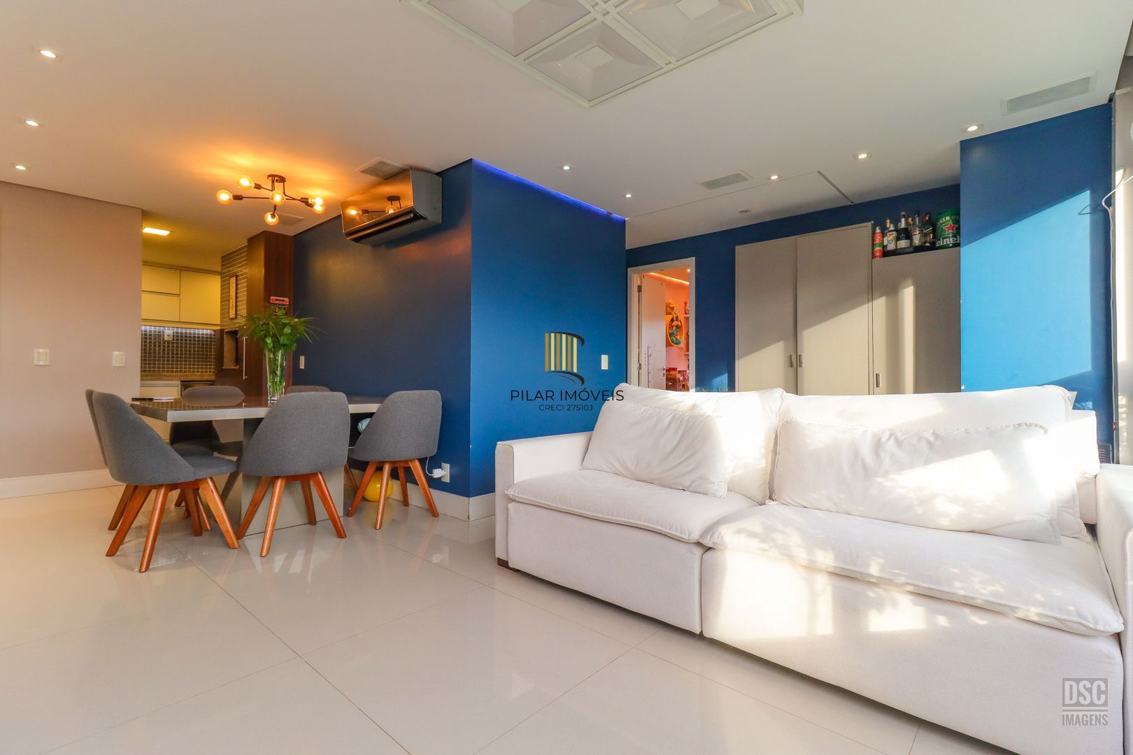 Apartamento 3 Dormitórios no Bairro Tristeza - Infra Lazer com Piscina Térmica