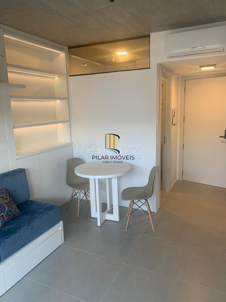 Studio para Venda - 28m², 1 dormitório, 1 vaga - Menino Deus