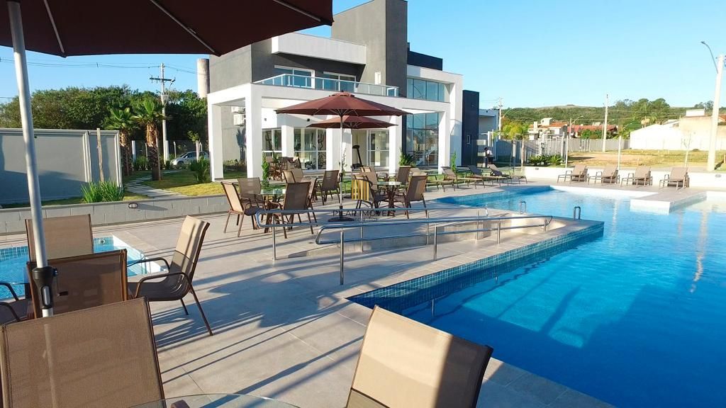 Casa de Condomínio 3 dormitórios no bairro Ipanema