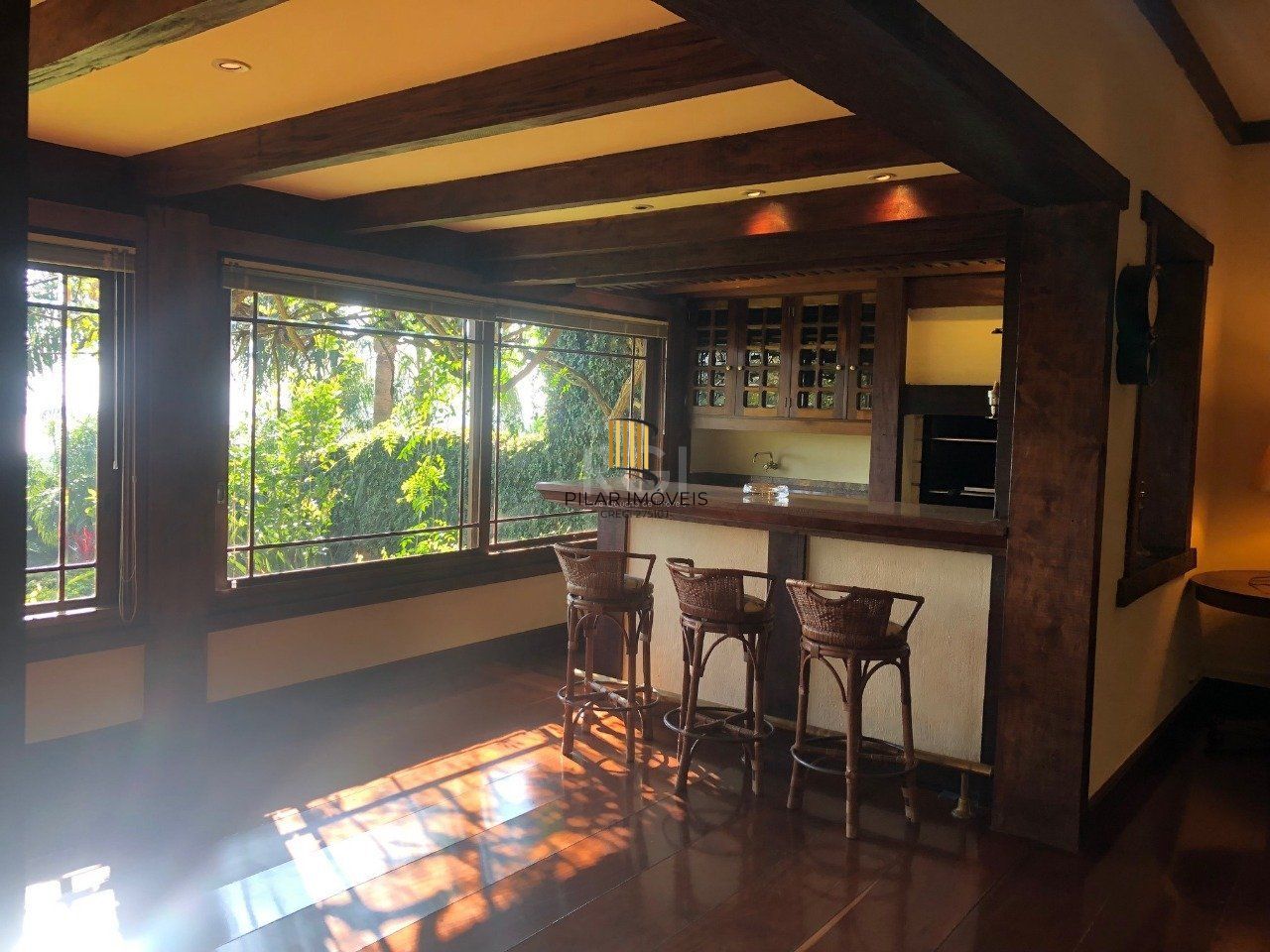 Casa Condominio para Venda - 420m², 3 dormitórios, sendo 3 suites, 2 vagas - Santa Tereza