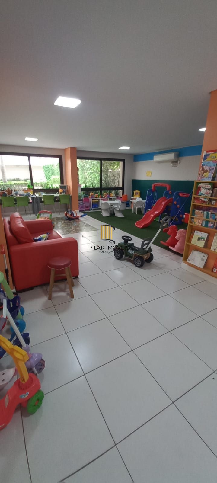 Apartamento de 3 dormitórios, 2 vagas cobertas, infra completa no Passo Da Areia