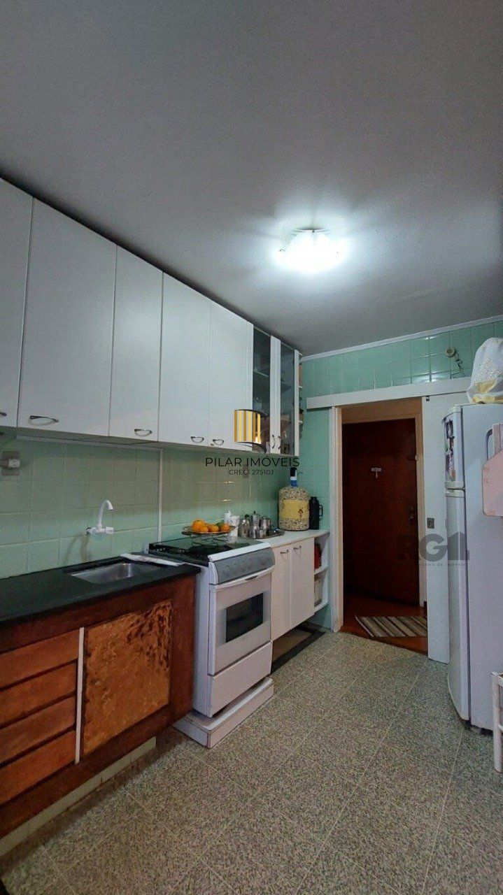 Apartamento 3 dormitórios no bairro Menino Deus