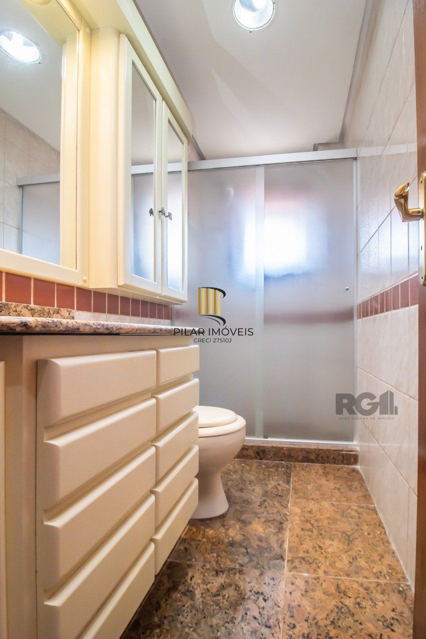 Casa de Condomínio 3 dormitórios no bairro Menino Deus