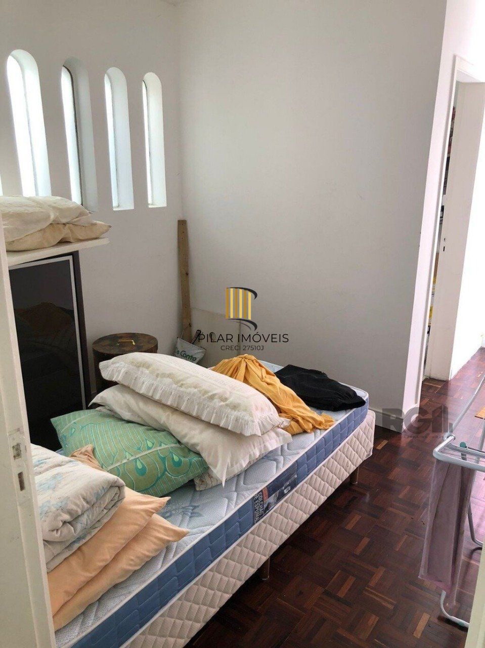 Casa 5 dormitórios no bairro Ipanema