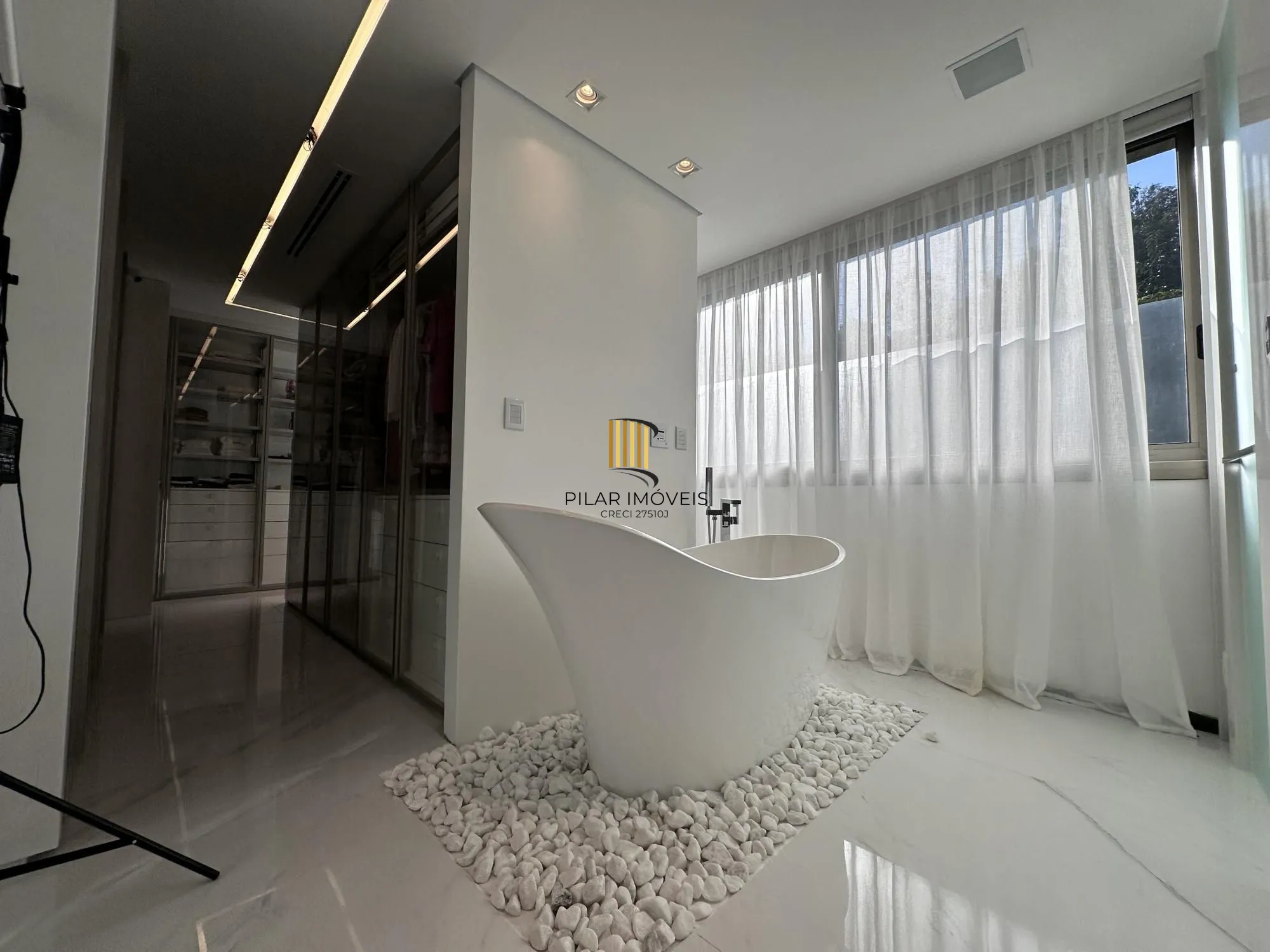 Casa em condomínio de alto padrão a venda no bairro Vila Conceição