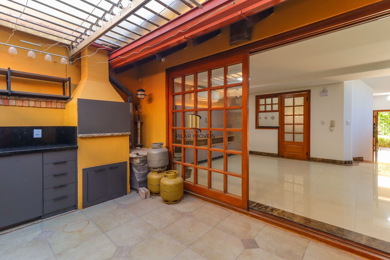 Casa em condomínio 4 dorms a venda na Av. Coronel Marcos,  Pedra Redonda, POA