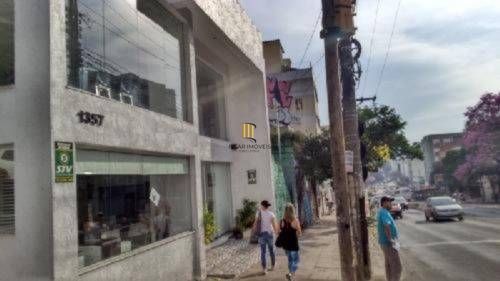 Conjunto/Sala para Venda - 200m², 0 dormitórios, 2 vagas - Petrópolis