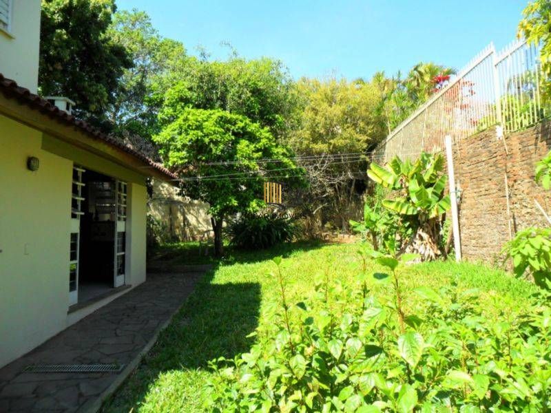 Casa para Venda - 348m², 3 dormitórios, sendo 1 suites, 2 vagas - Medianeira