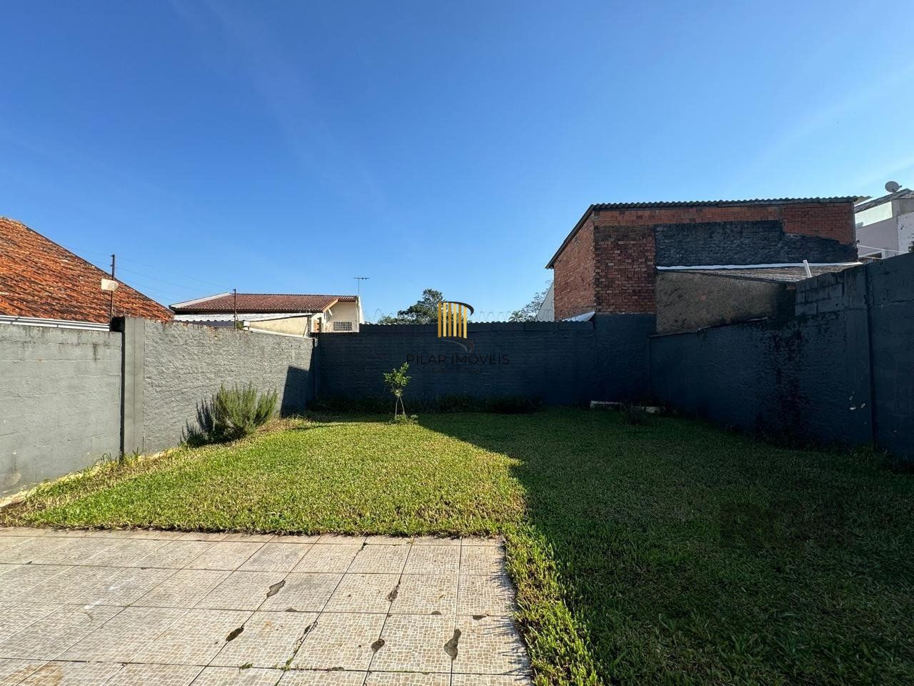 Casa 3 dormitórios no bairro Ipanema