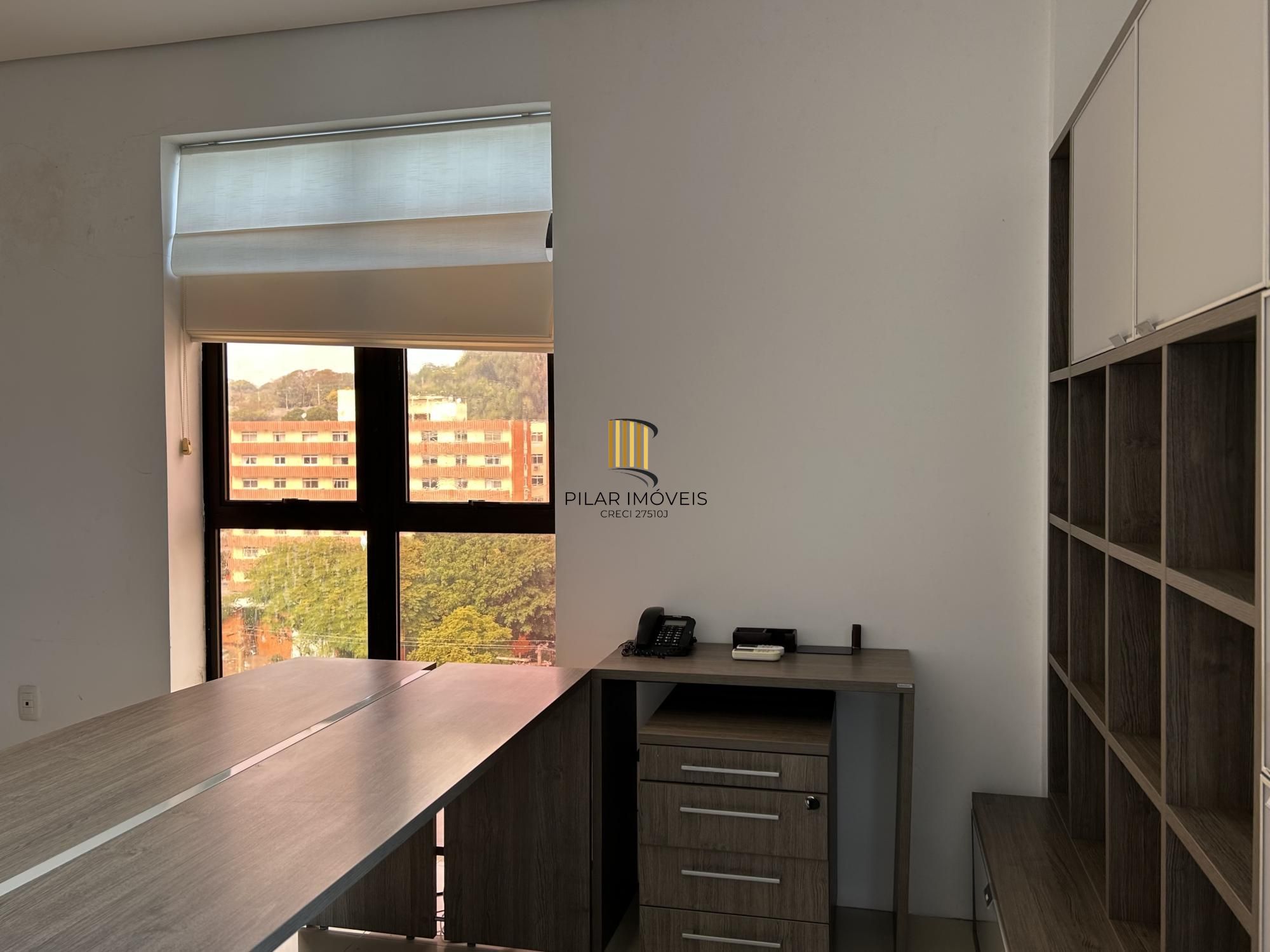 Sala Comercial no Menido Deus