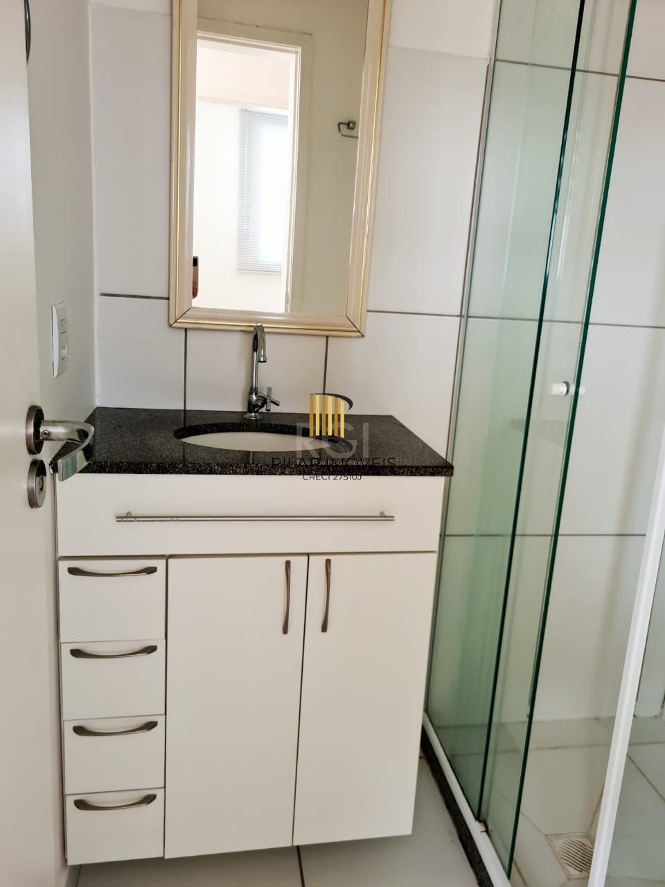 Apartamento para Venda - 46.76m², 2 dormitórios, sendo 1 suites, 1 vaga - Glória
