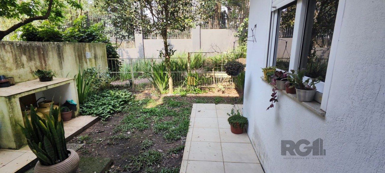 Casa de Condomínio 2 dormitórios no bairro Vila Nova