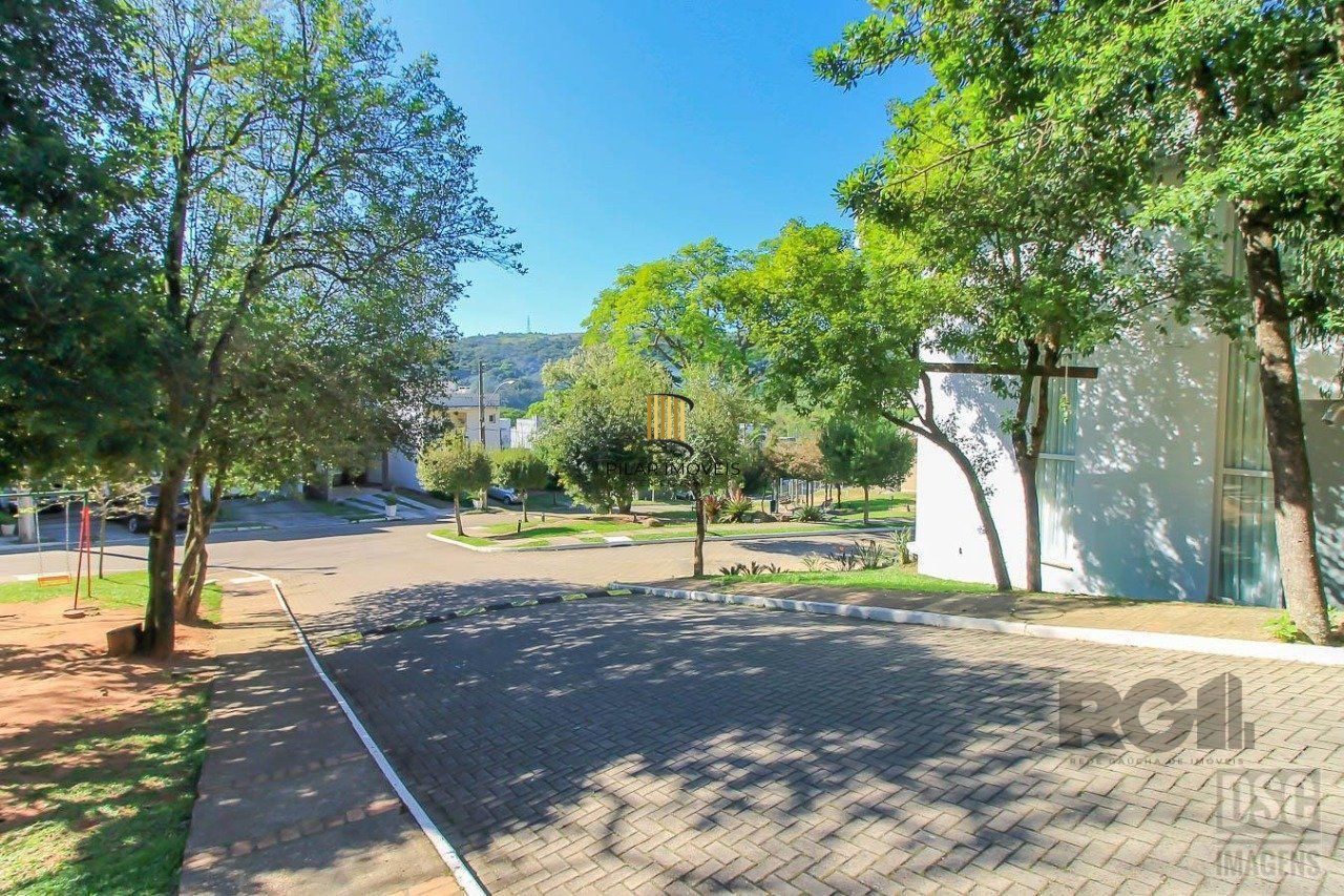 Casa de Condomínio 3 dormitórios no bairro Vila Nova
