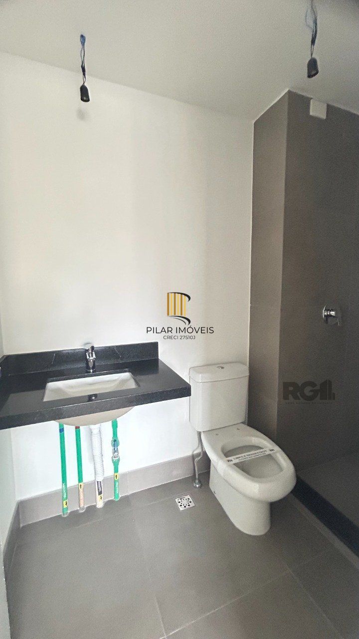 Apartamento 2 dormitórios no bairro Farroupilha