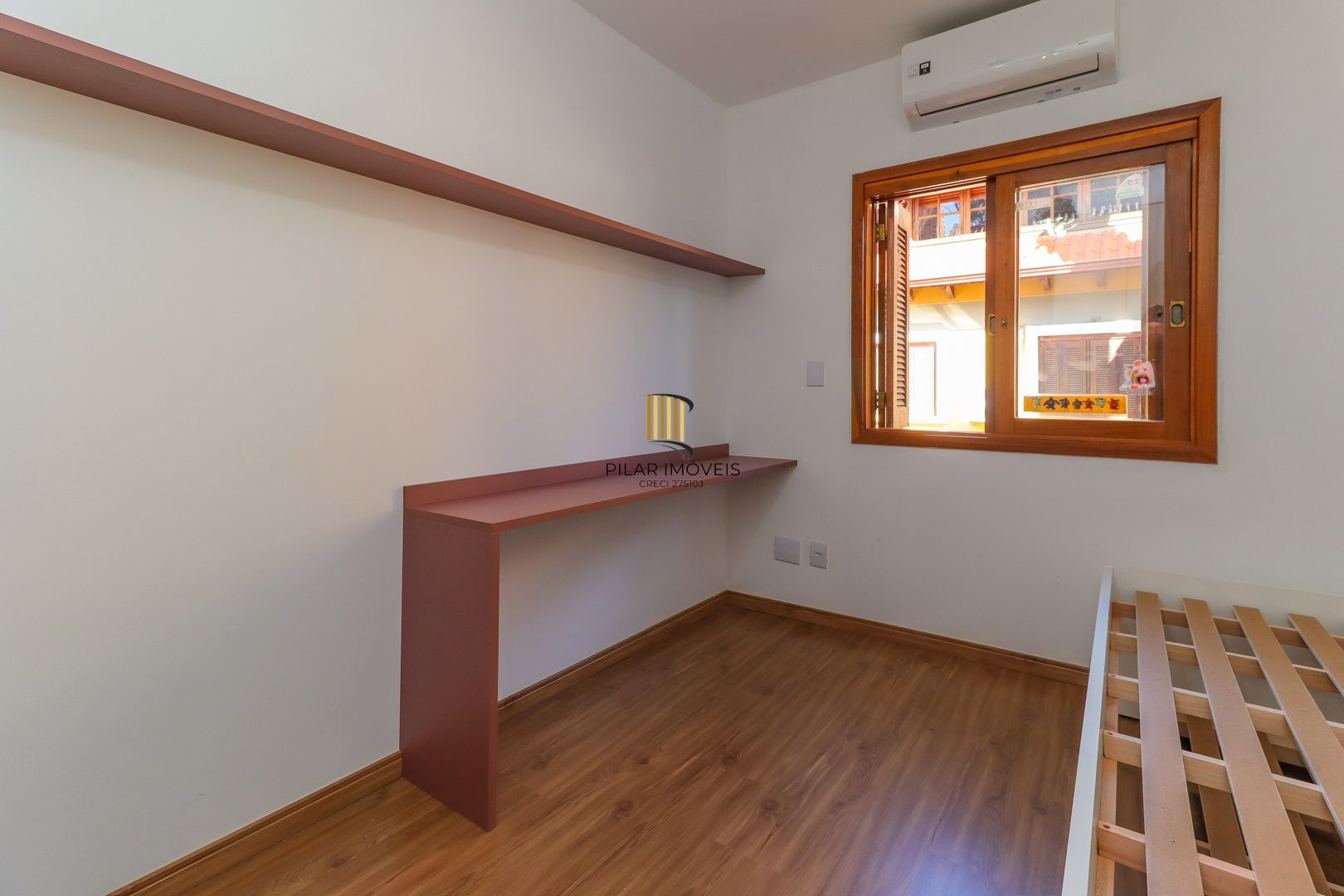 Casa em condomínio 4 dorms a venda na Av. Coronel Marcos,  Pedra Redonda, POA