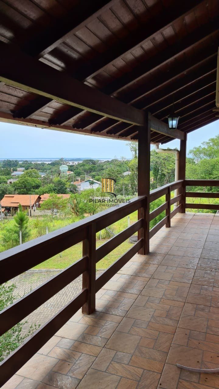 Sobrado para Venda - 200m², 3 dormitórios, sendo 1 suites, 3 vagas - Belém Novo