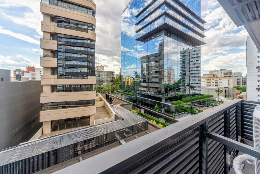 Loft no Condomínio Carlos Gomes Square no bairro Três Figueiras