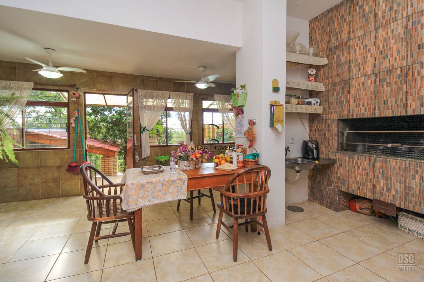 Casa 5 dormitórios no bairro Sétimo Céu