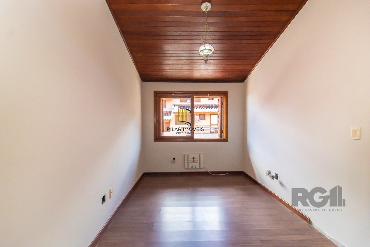 Casa de Condomínio 3 dormitórios no bairro Menino Deus