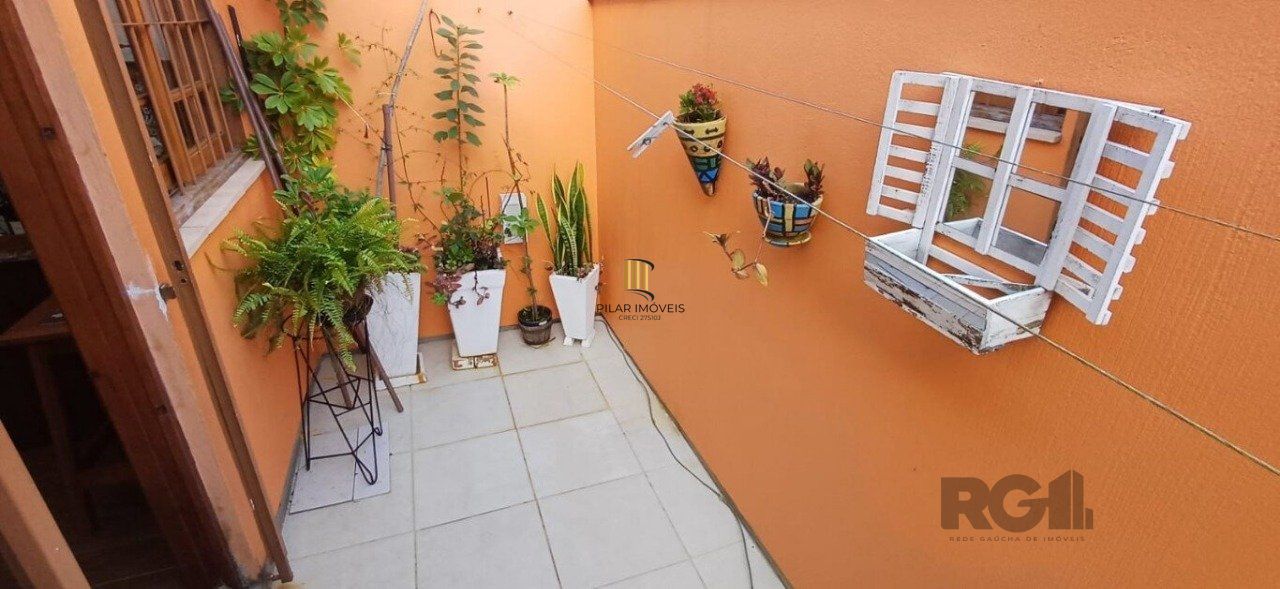 Casa de Condomínio 3 dormitórios no bairro Tristeza