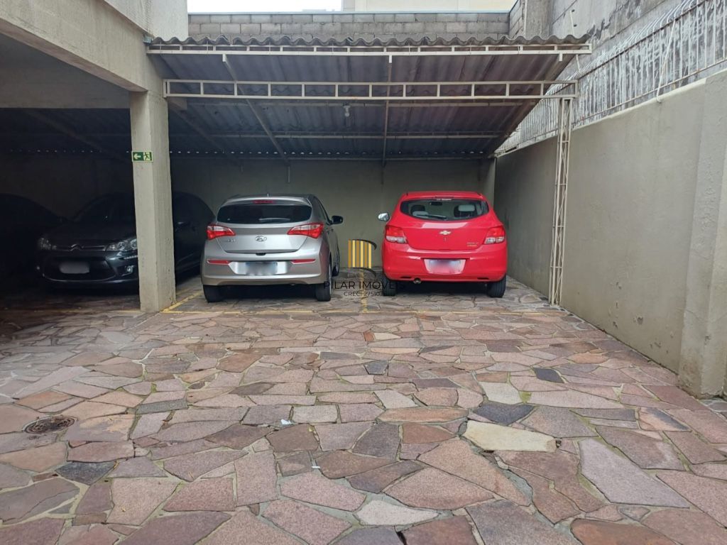 Apartamento a venda no bairro Menino Deus com 2 dormitórios
