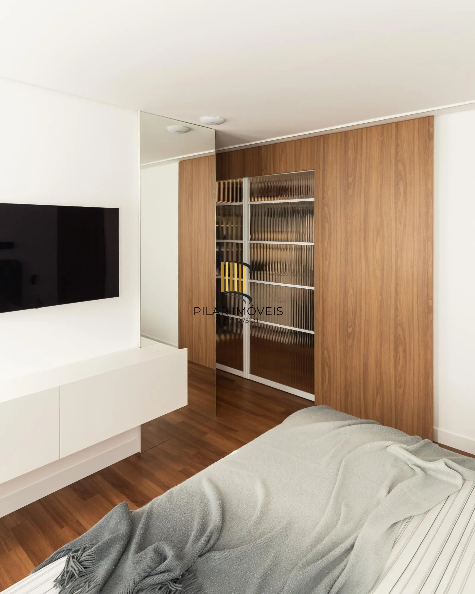 Apartamento 3 dormitórios no bairro Menino Deus