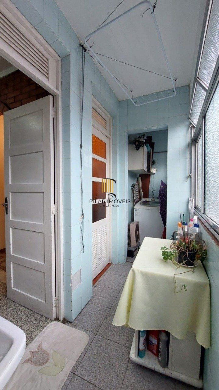 Apartamento 3 dormitórios no bairro Menino Deus