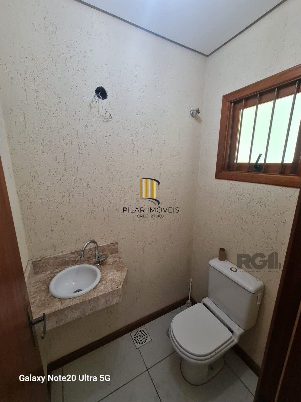 Casa 3 dormitórios no bairro Espírito Santo