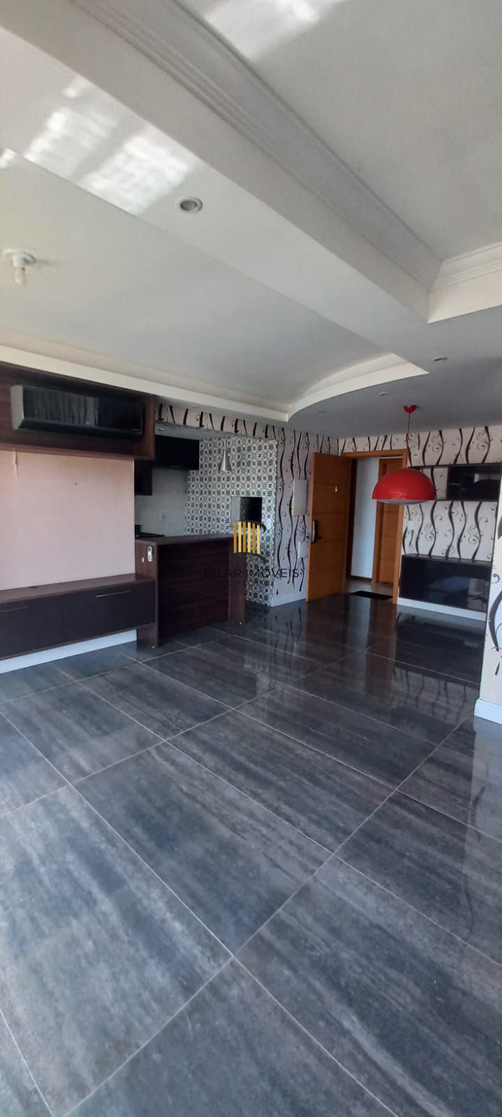 Apartamento de 3 dormitórios, 2 vagas cobertas, infra completa no Passo Da Areia