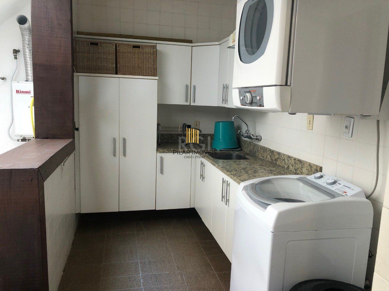 Casa Condominio para Venda - 420m², 3 dormitórios, sendo 3 suites, 2 vagas - Santa Tereza