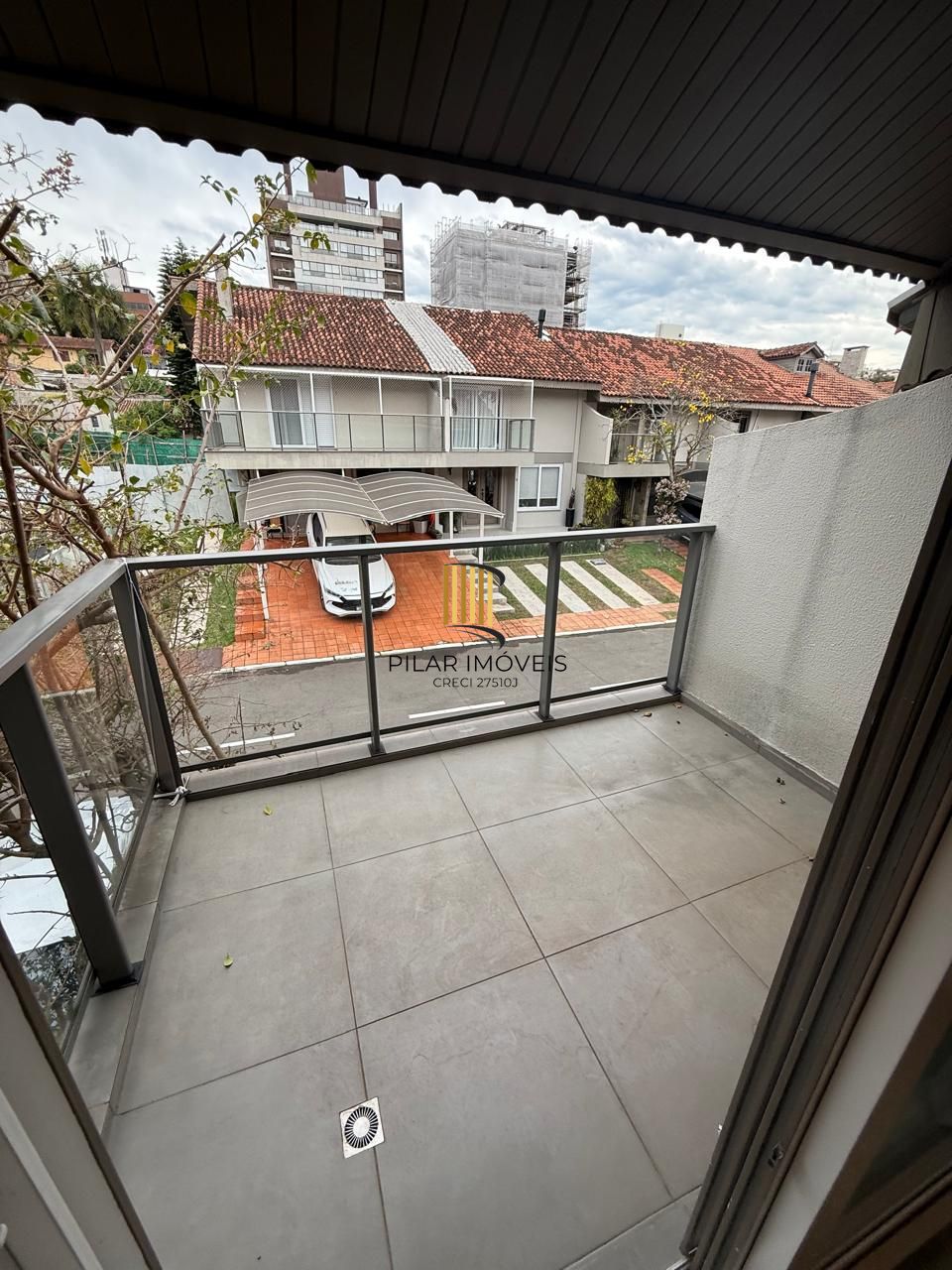 Casa de Condomínio 3 dormitórios no bairro Tristeza