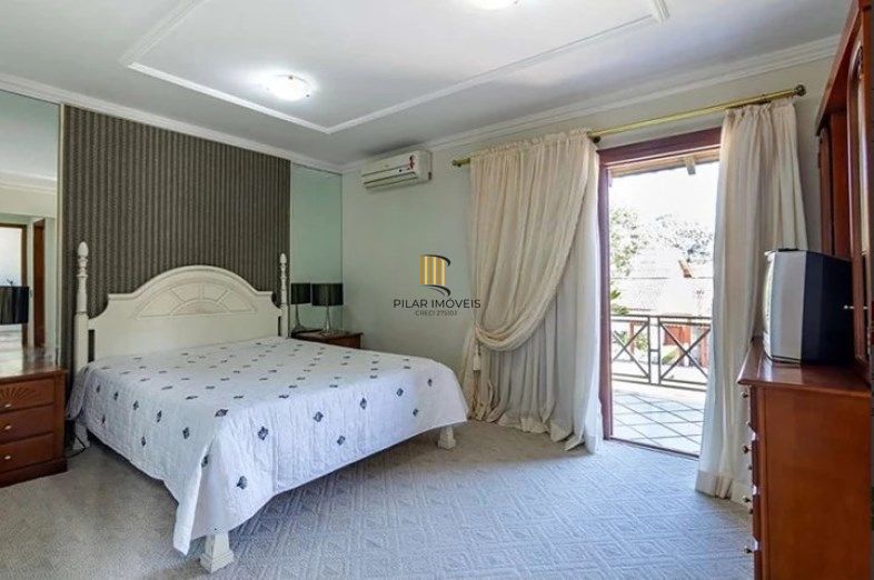 Casa 3 dormitórios no bairro Ipanema