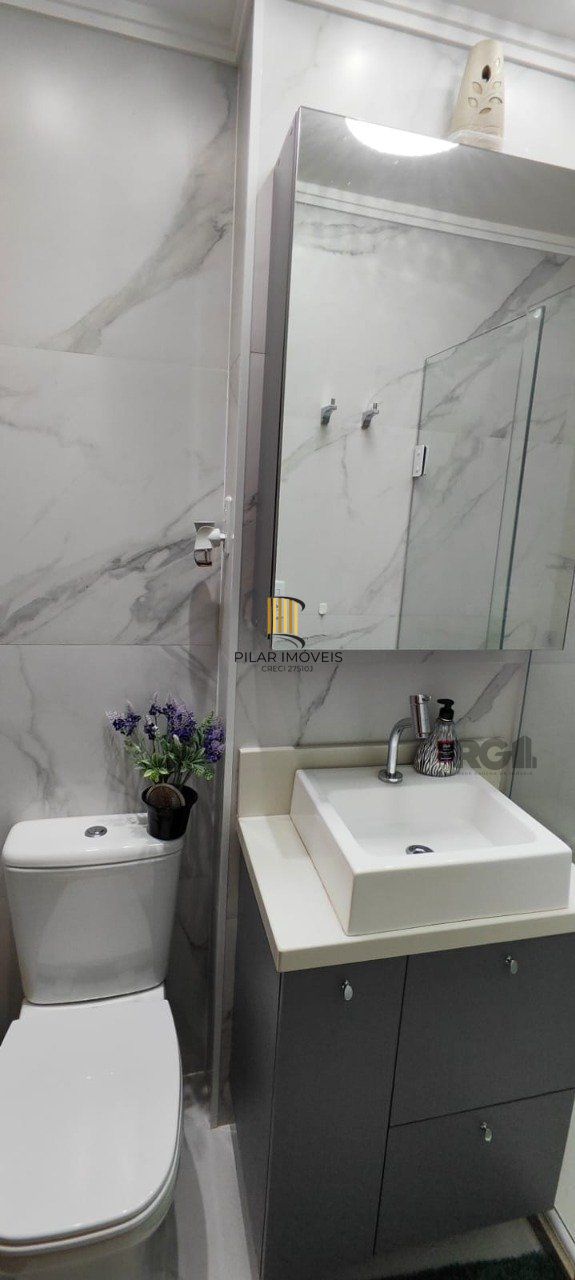 Apartamento 2 dormitórios no bairro Cavalhada