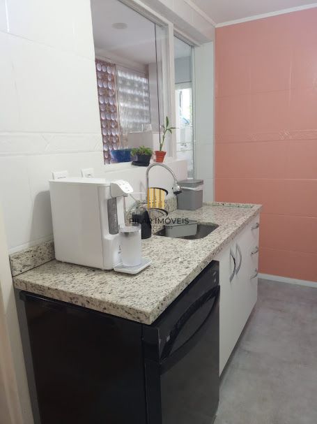 Apartamento 2 dormitórios no bairro Camaquã